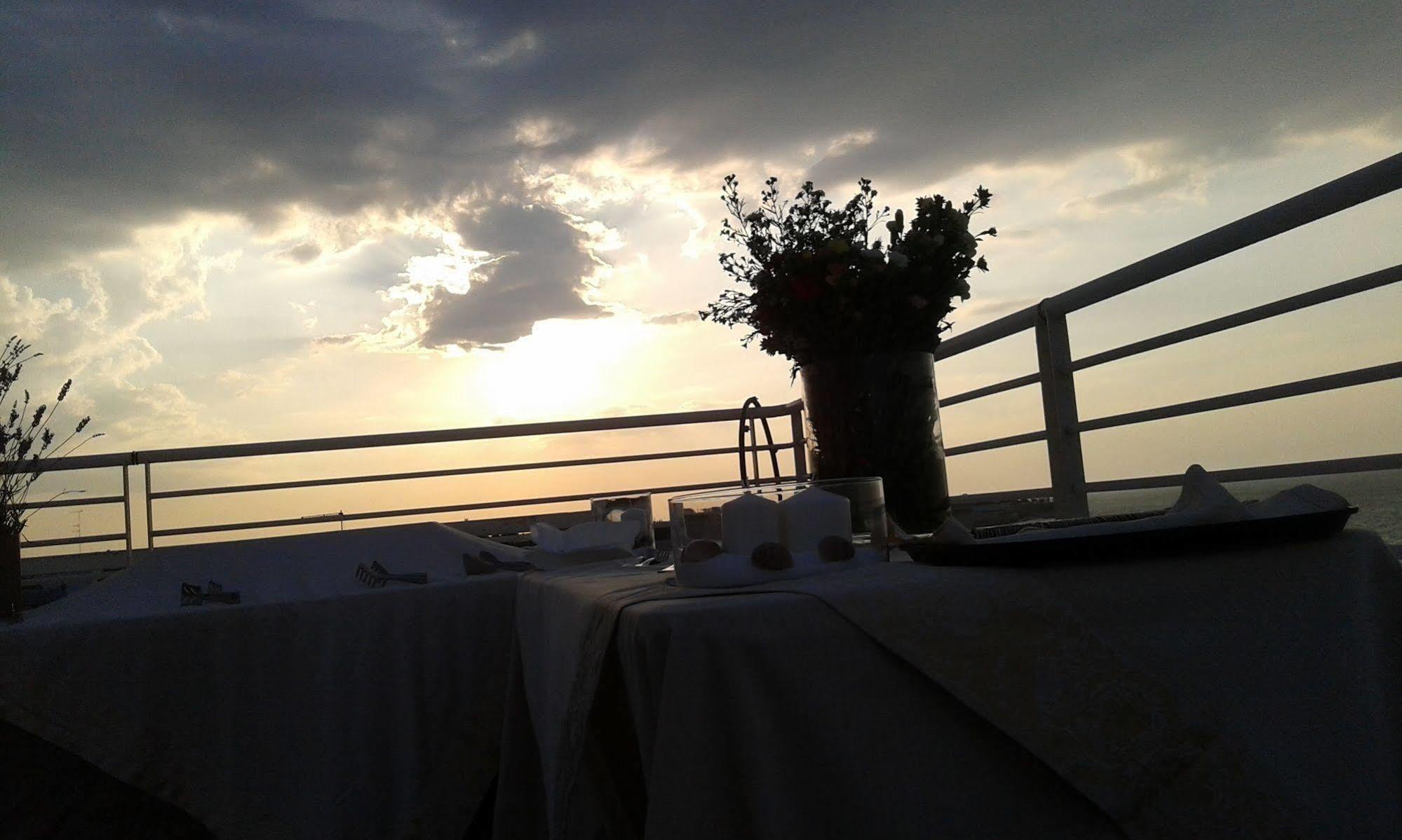 Nicotel Bisceglie Esterno foto